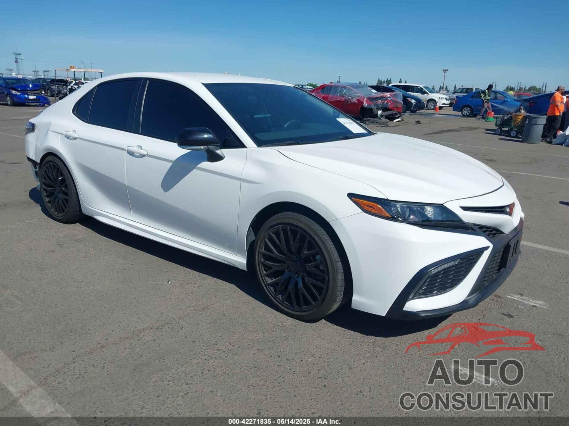 TOYOTA CAMRY 2024 - 4T1G11AK6RU228488