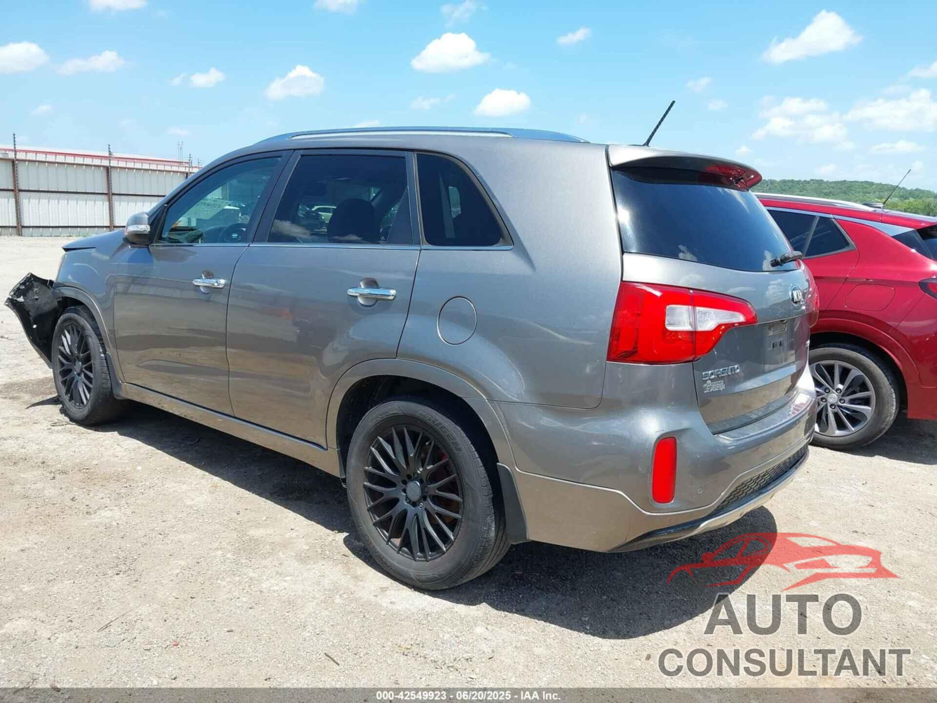 KIA SORENTO 2015 - 5XYKW4A71FG633975