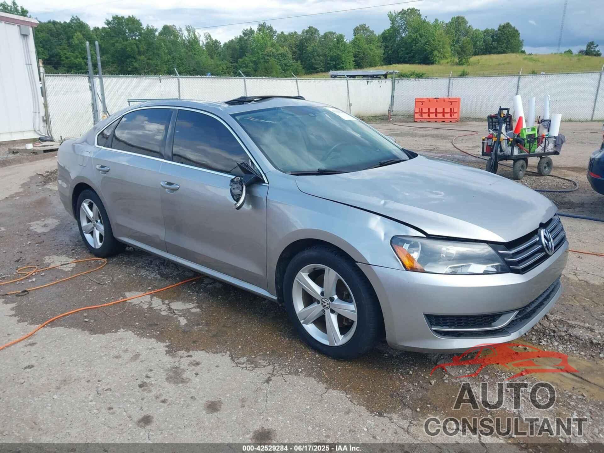 VOLKSWAGEN PASSAT 2013 - 1VWBP7A39DC009691