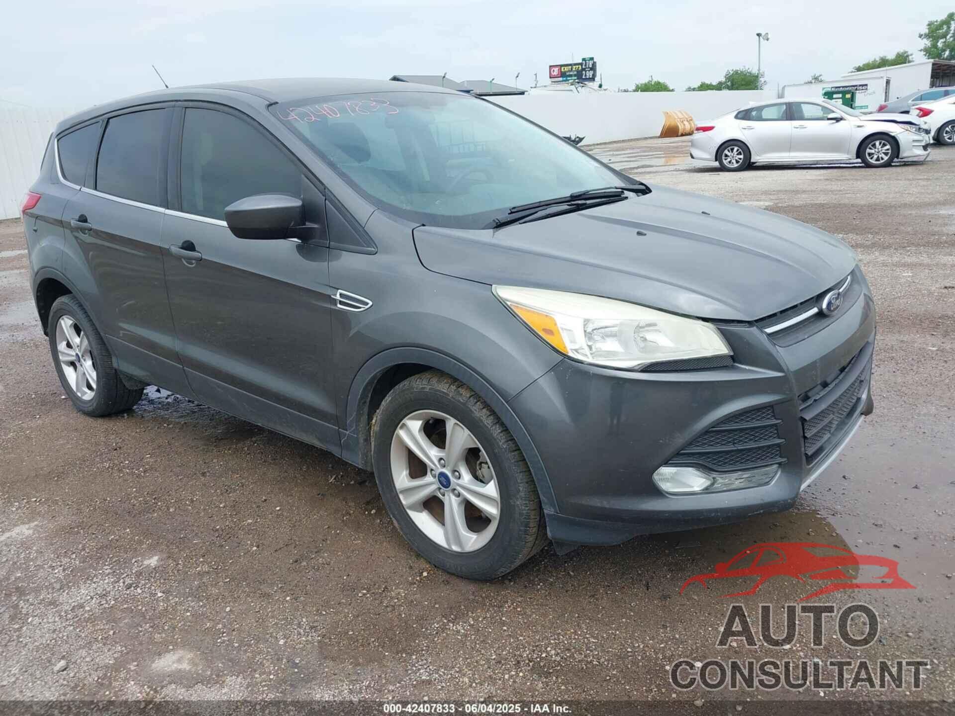 FORD ESCAPE 2015 - 1FMCU0G79FUA07739
