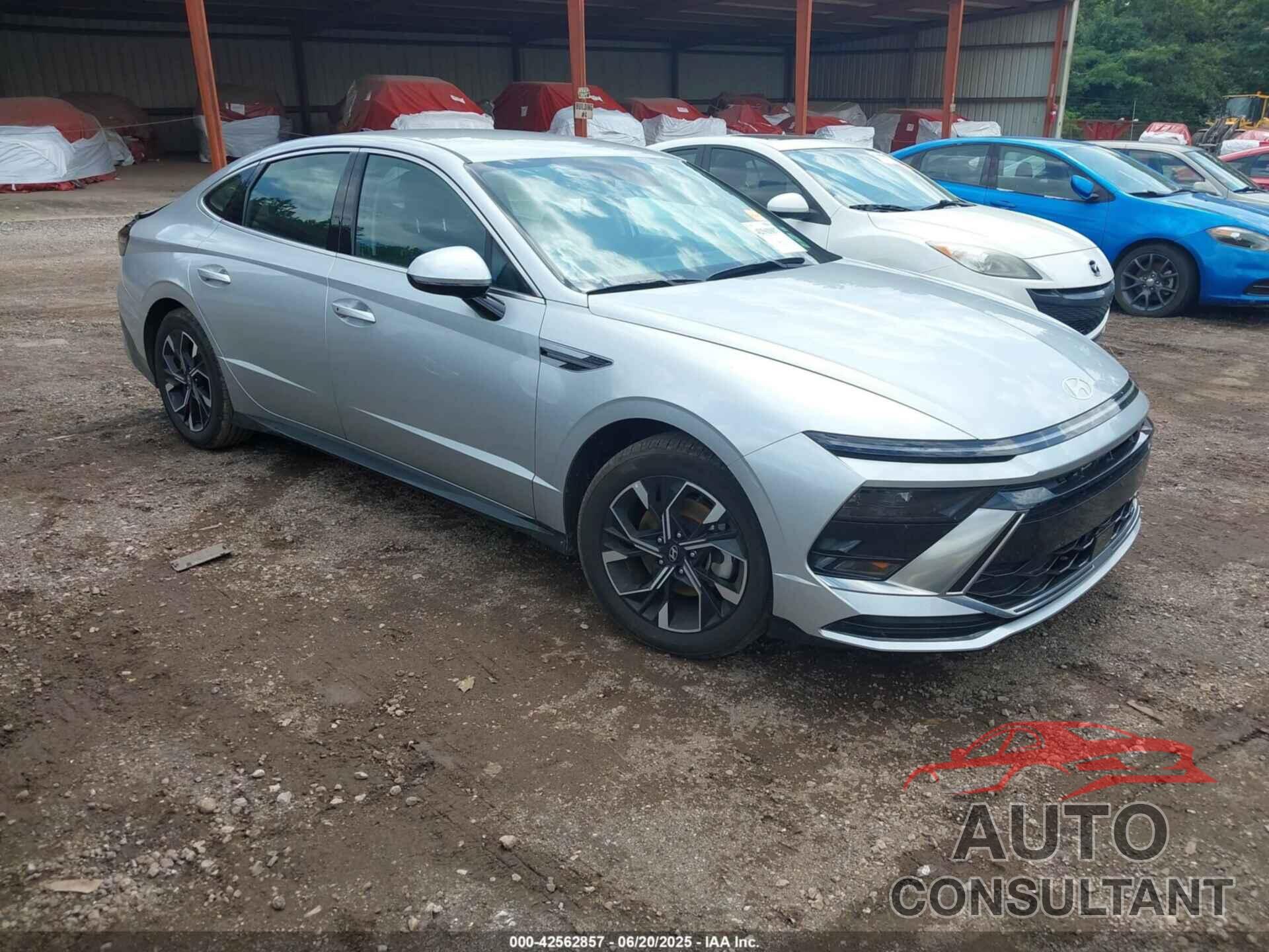 HYUNDAI SONATA 2025 - KMHL64JA8SA429776