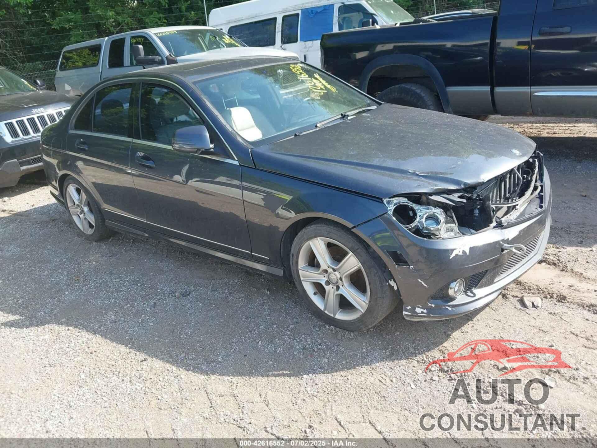 MERCEDES-BENZ C 300 2011 - WDDGF8BB4BR163880