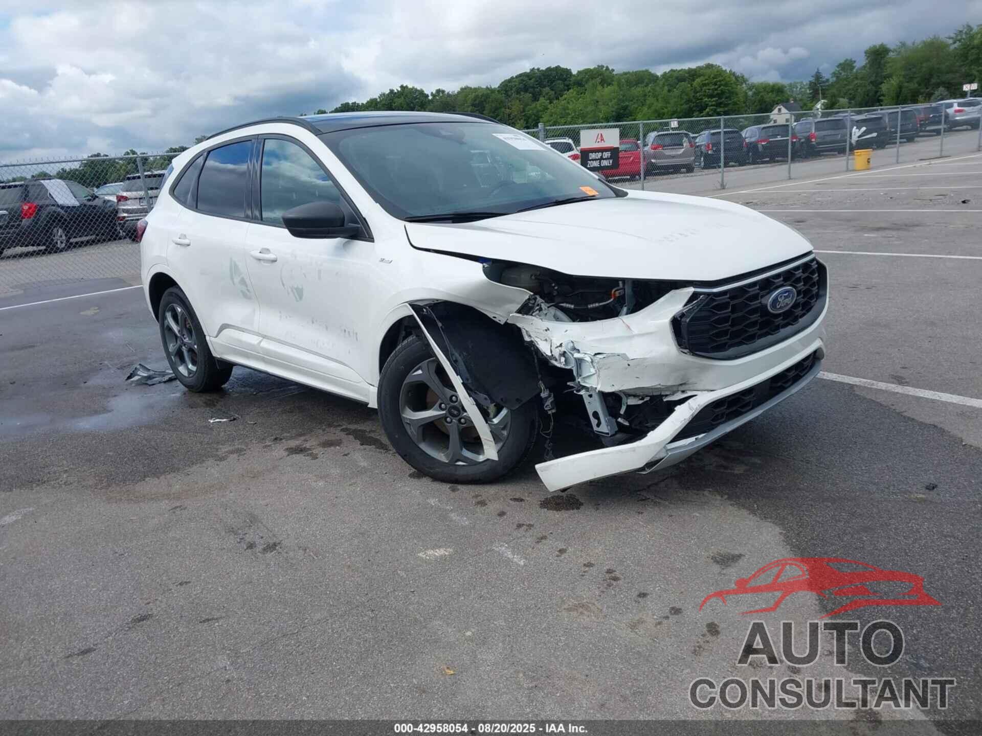 FORD ESCAPE 2023 - 1FMCU9MN7PUA39467