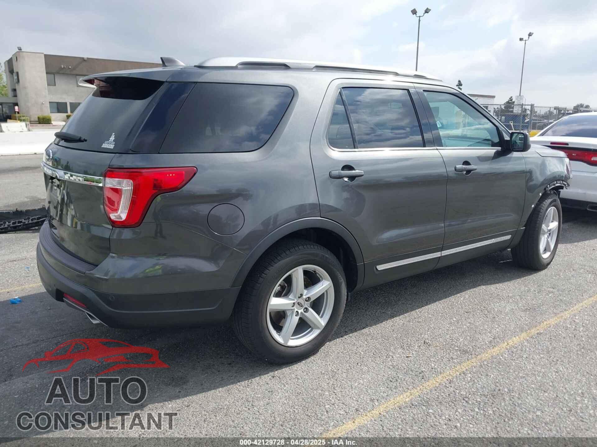 FORD EXPLORER 2018 - 1FM5K7D82JGB56585