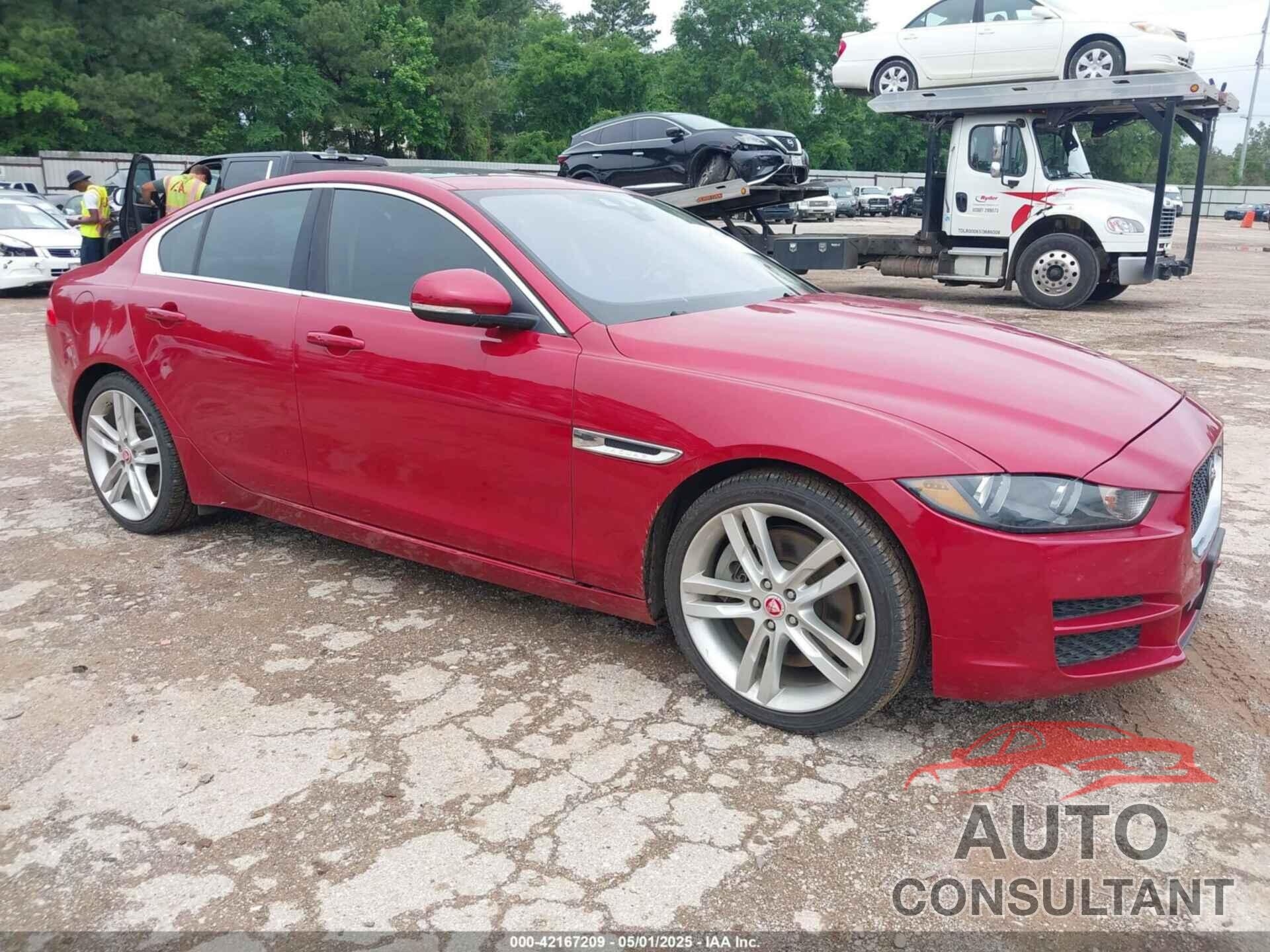 JAGUAR XE 2017 - SAJAE4BV8HCP13391