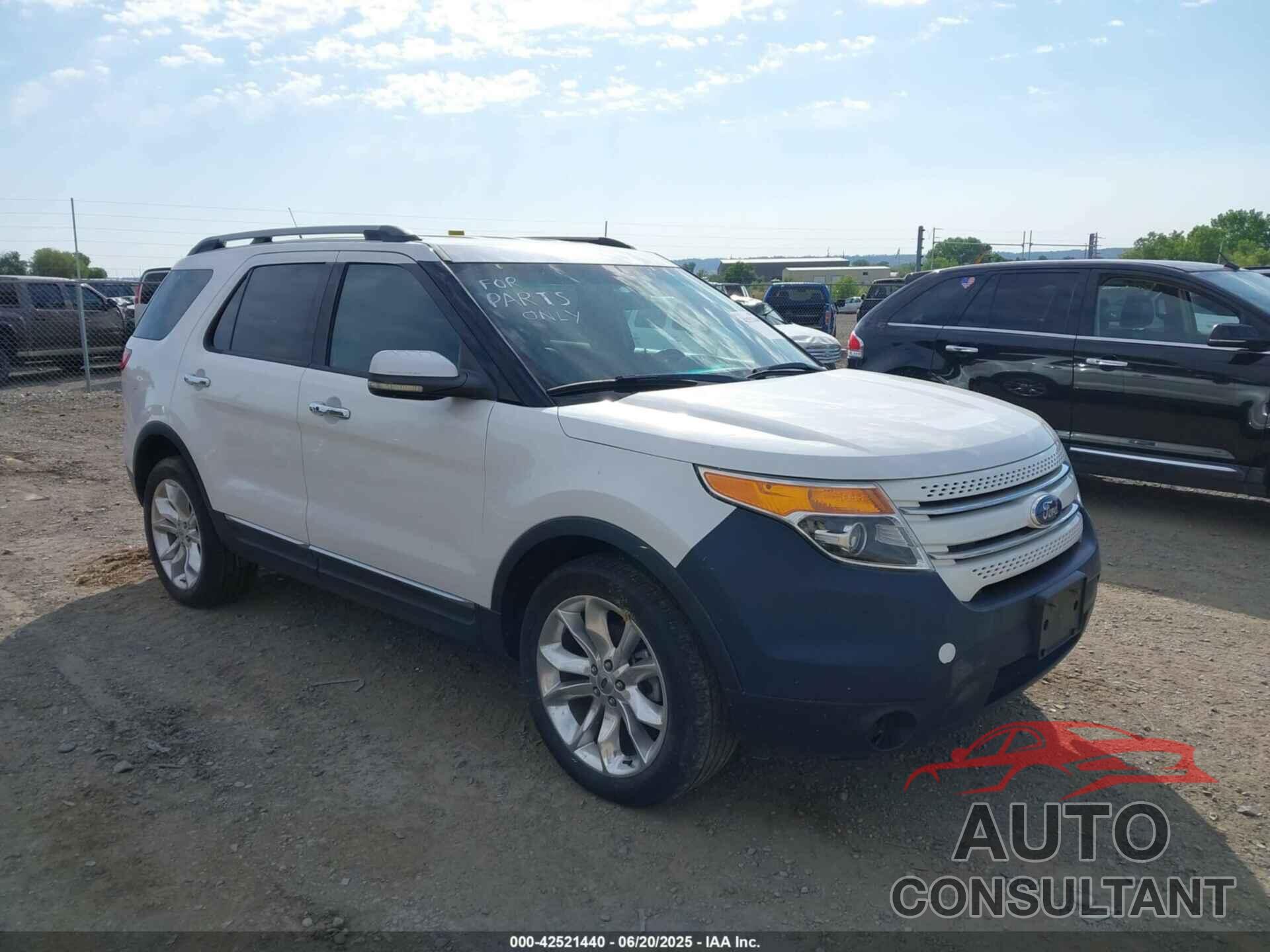 FORD EXPLORER 2011 - 1FMHK8F83BGA42984