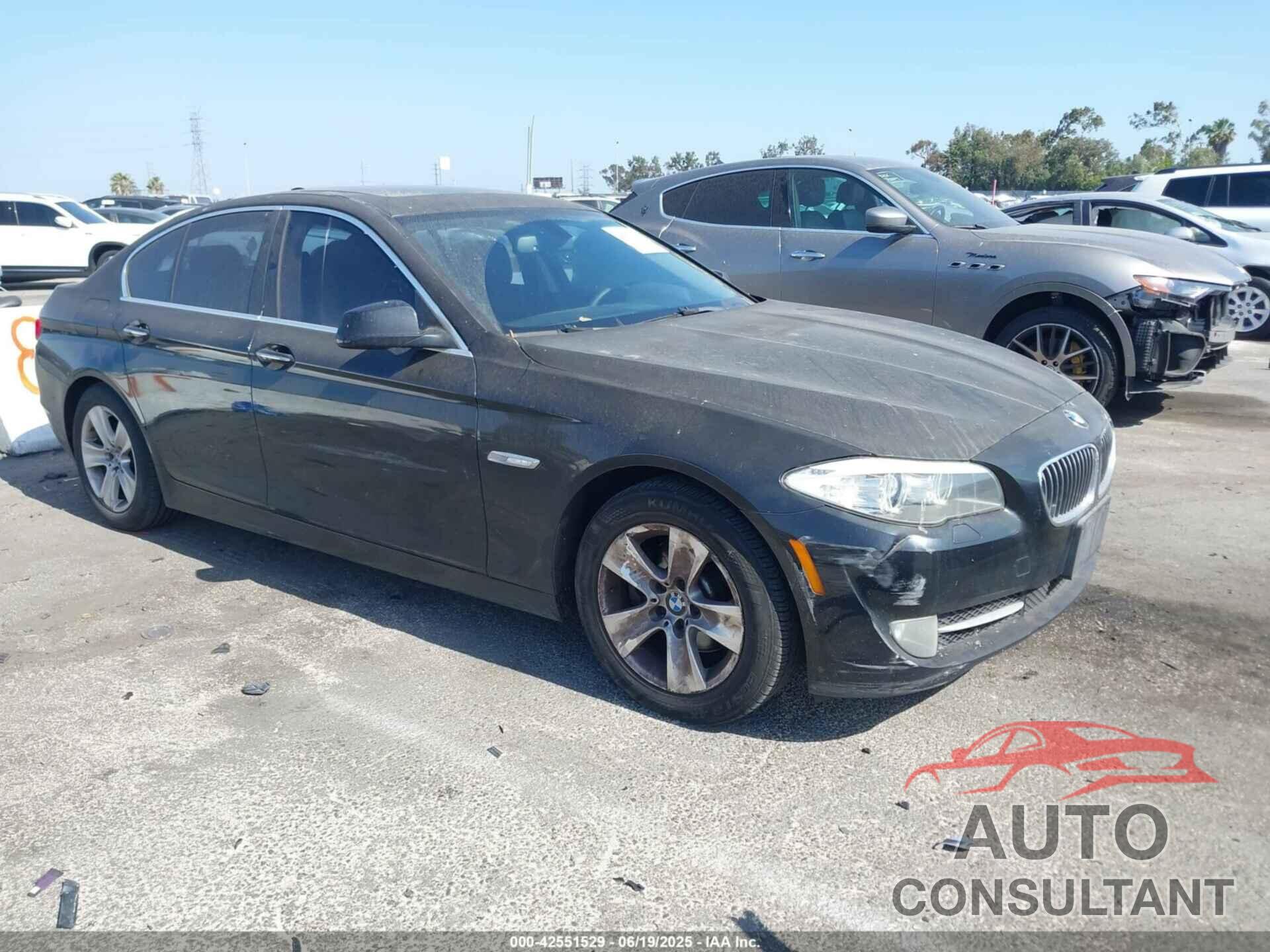 BMW 528I 2013 - WBAXH5C50DDW14232