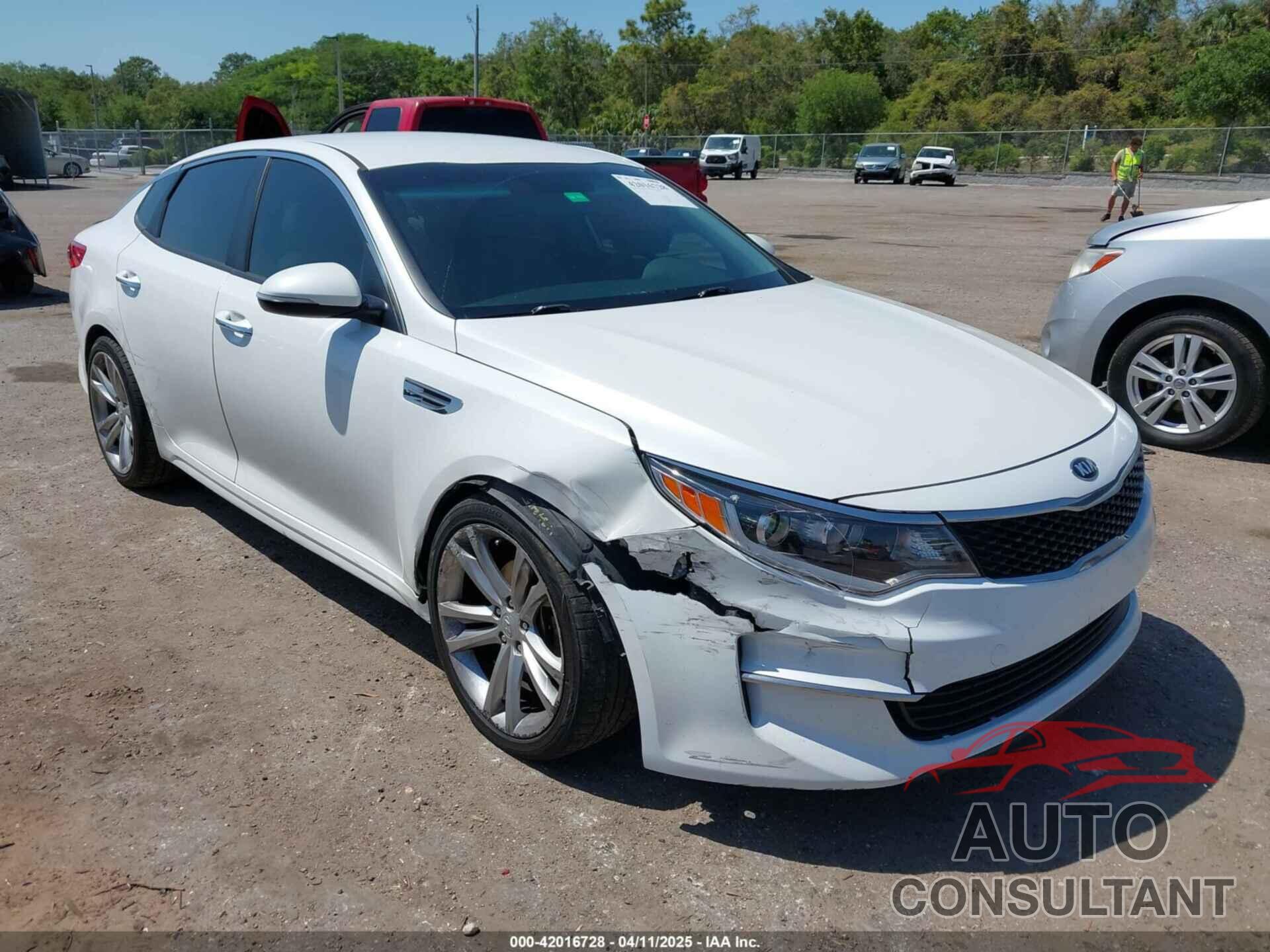 KIA OPTIMA 2016 - KNAGT4L32G5085128