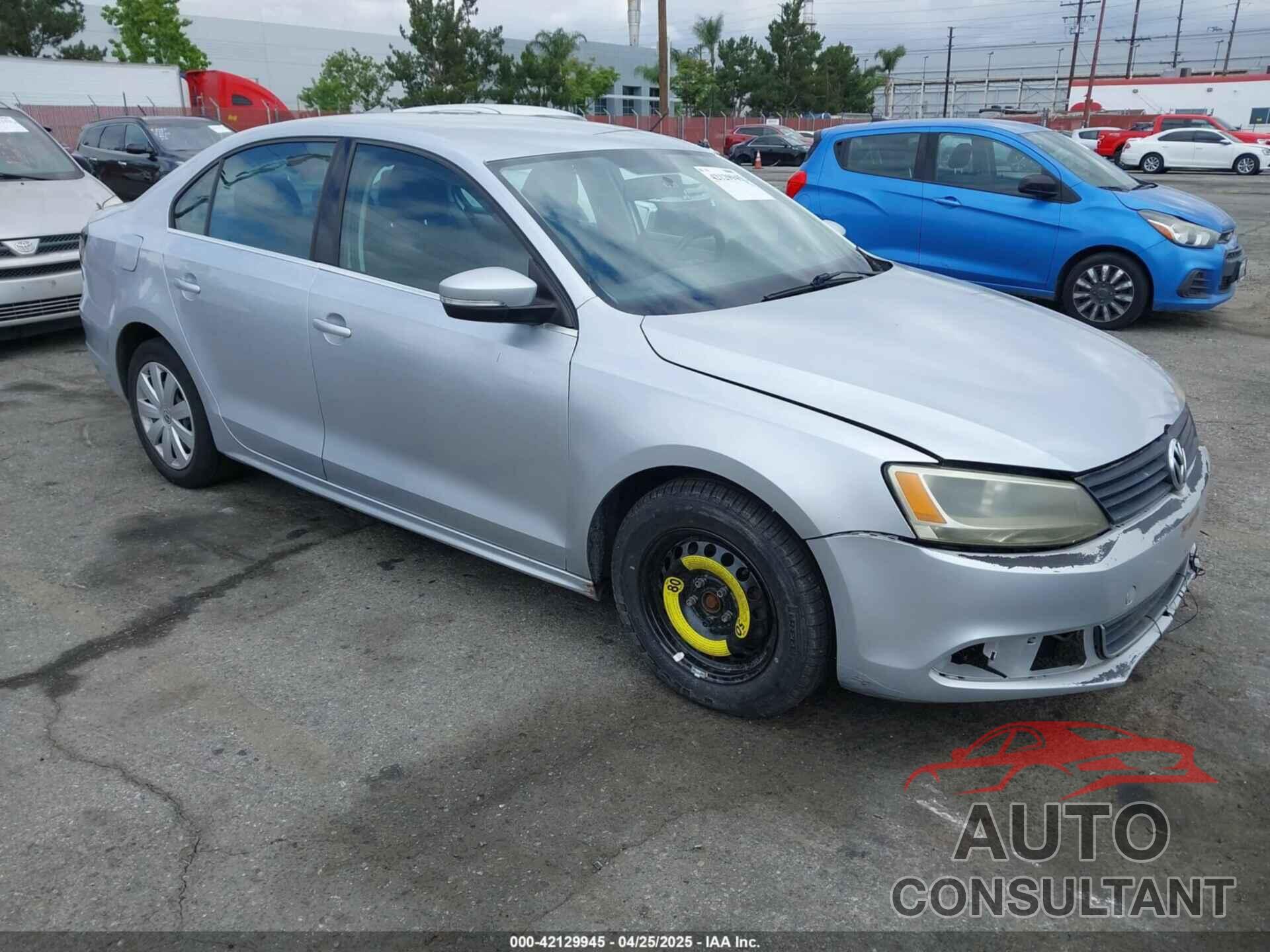 VOLKSWAGEN JETTA 2013 - 3VWDP7AJ5DM292211