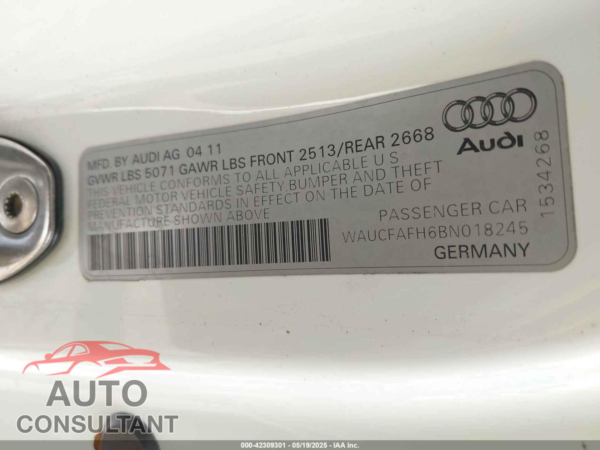 AUDI A5 2011 - WAUCFAFH6BN018245