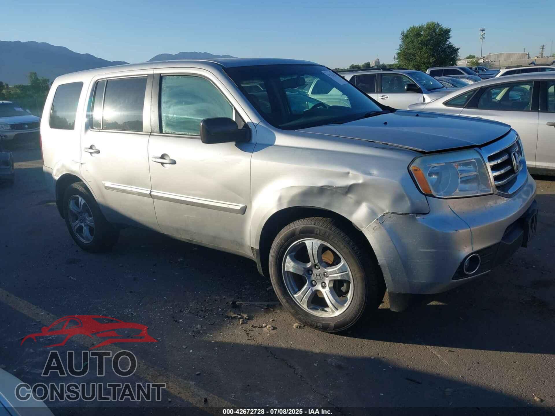 HONDA PILOT 2013 - 5FNYF4H63DB012037