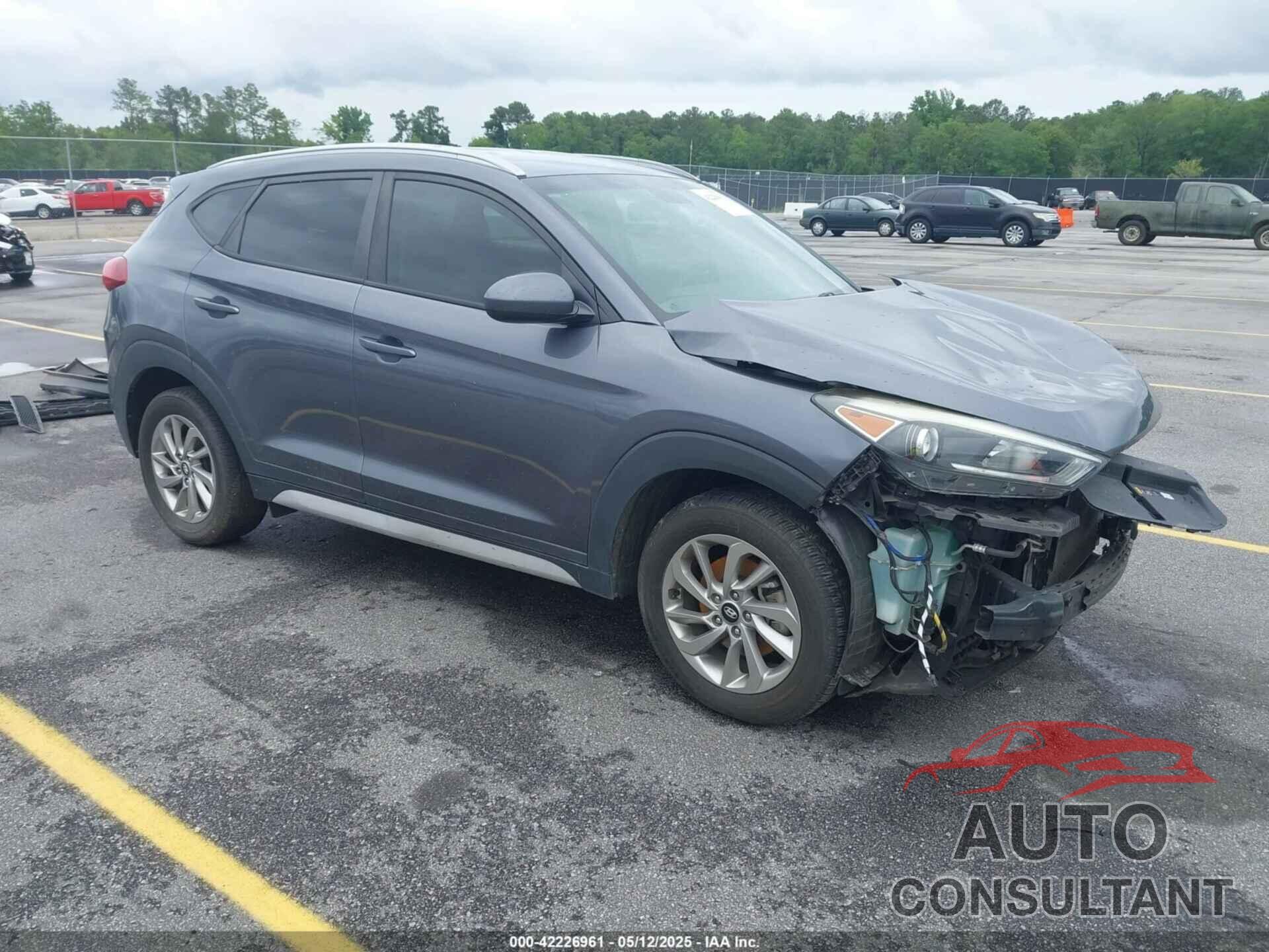 HYUNDAI TUCSON 2018 - KM8J33A40JU618729