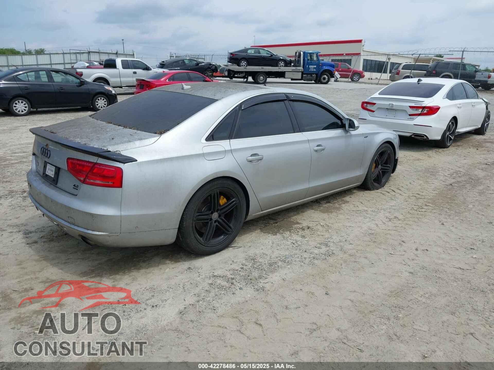 AUDI A8 2011 - WAUAVAFD7BN006743