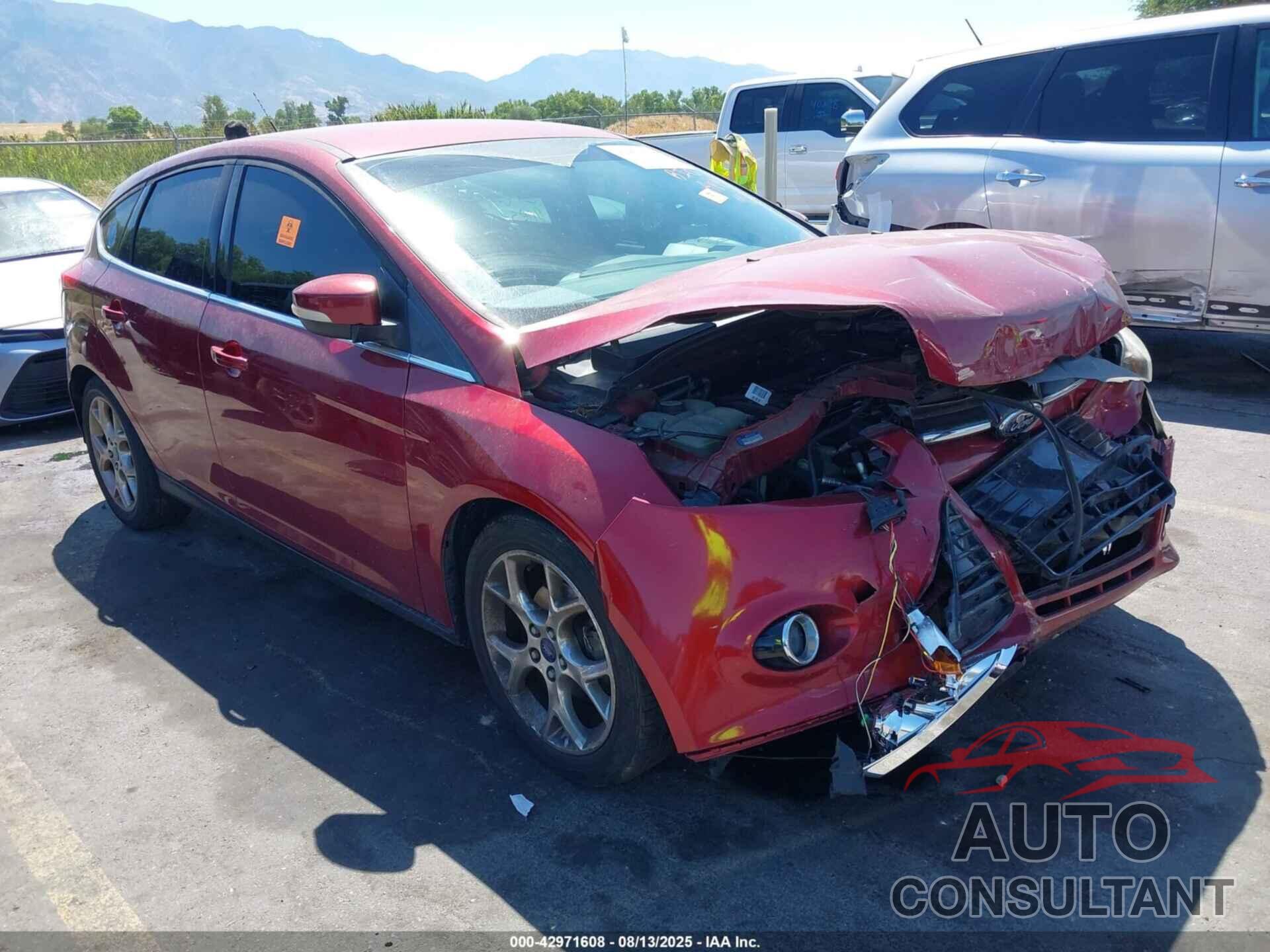 FORD FOCUS 2013 - 1FADP3N26DL227051
