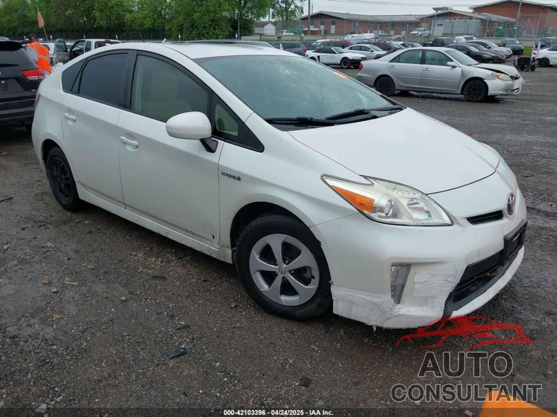 TOYOTA PRIUS 2015 - JTDKN3DU3F1882373