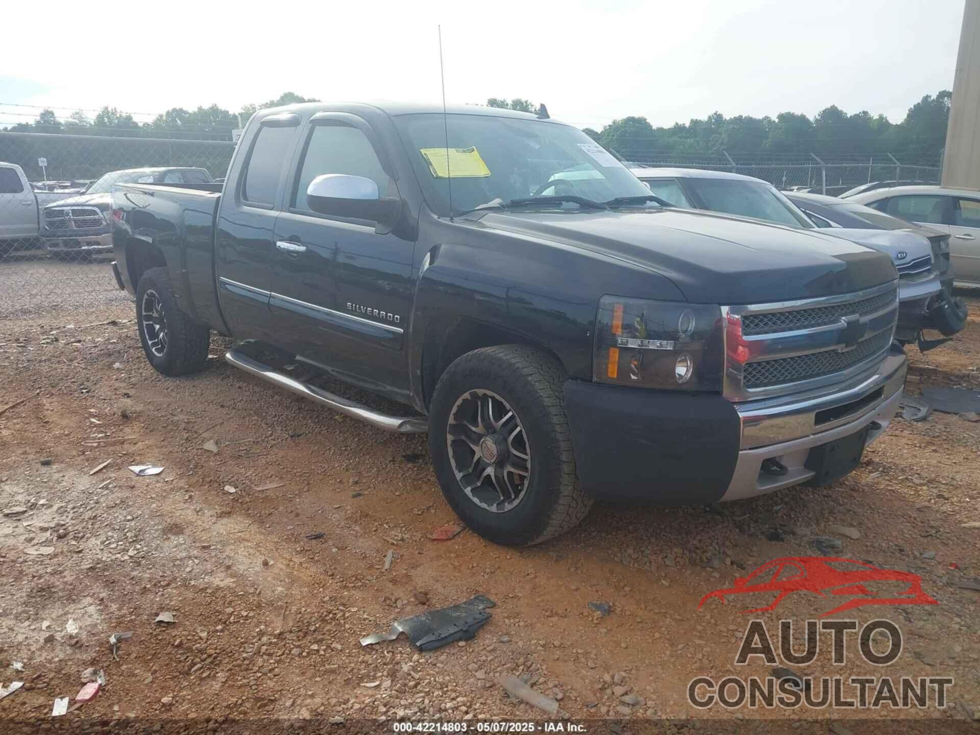 CHEVROLET SILVERADO 1500 2013 - 1GCRKSE73DZ288679