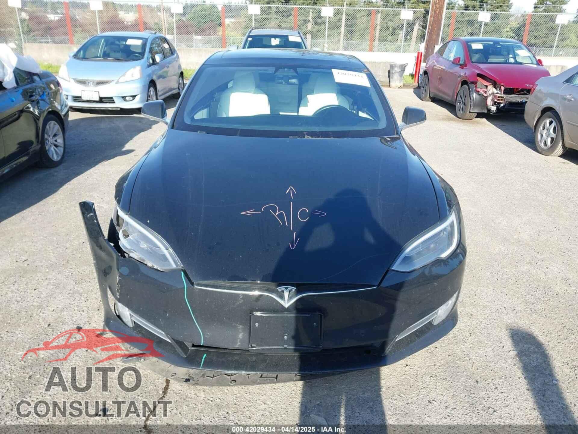 TESLA MODEL S 2018 - 5YJSA1E28JF273809