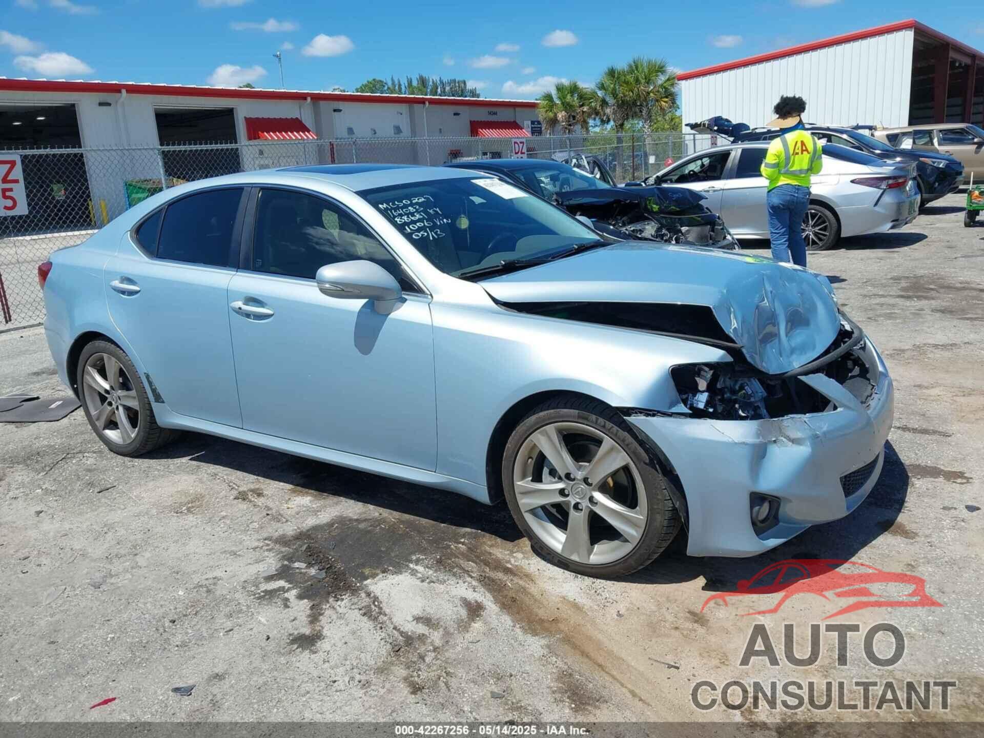 LEXUS IS 250 2011 - JTHBF5C21B2101006