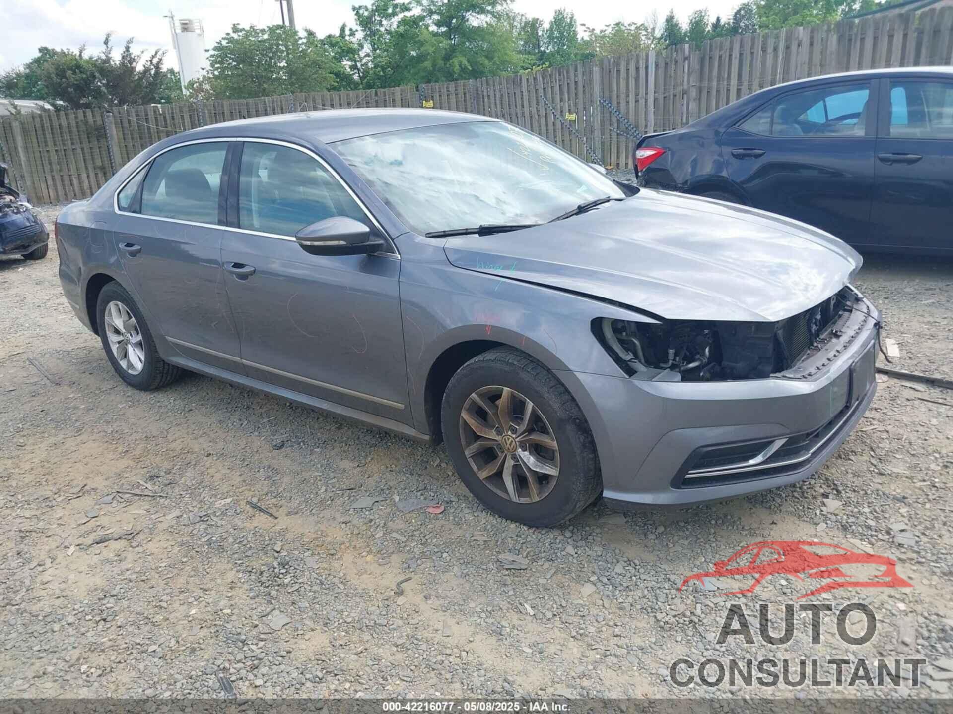 VOLKSWAGEN PASSAT 2017 - 1VWAT7A38HC043814