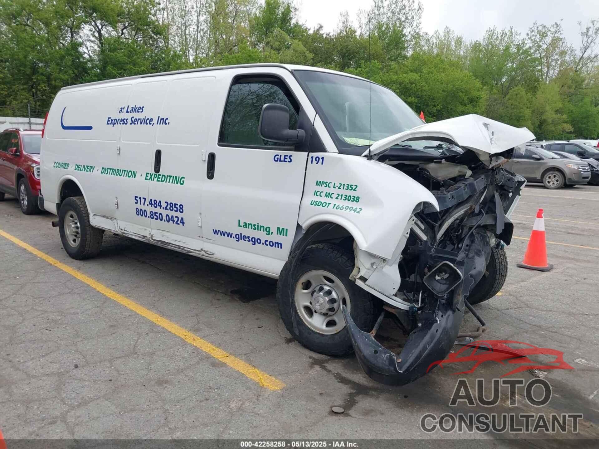 CHEVROLET EXPRESS 3500 2015 - 1GCZGUCG3F1279191