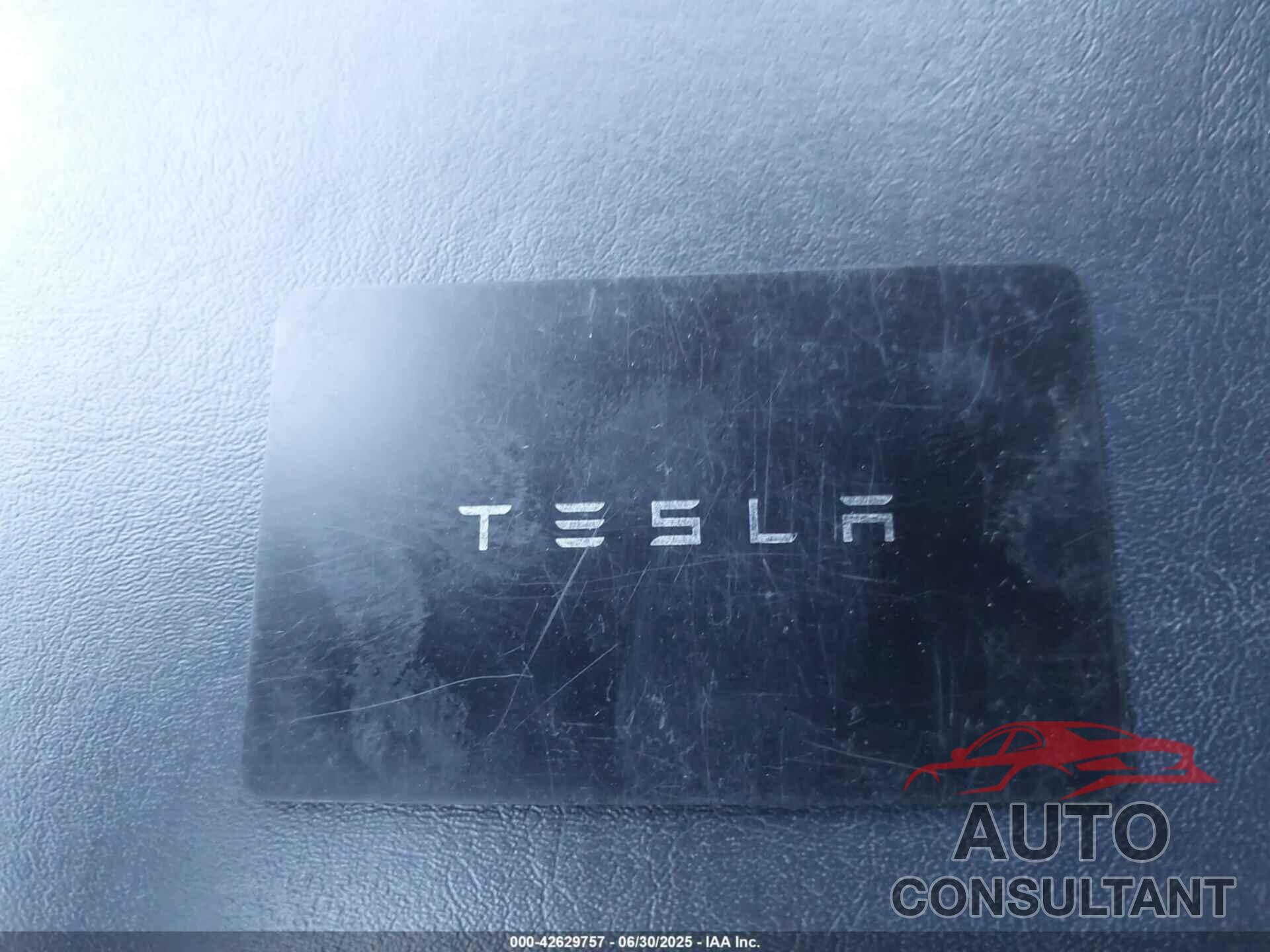 TESLA MODEL 3 2018 - 5YJ3E1EB9JF085339