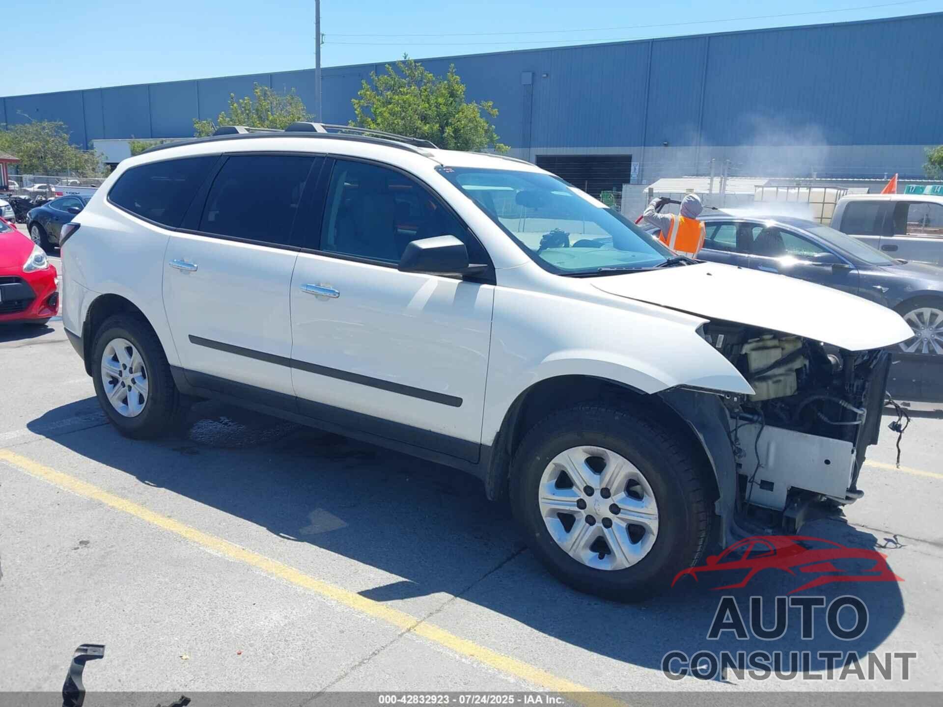 CHEVROLET TRAVERSE 2014 - 1GNKRFED8EJ283995