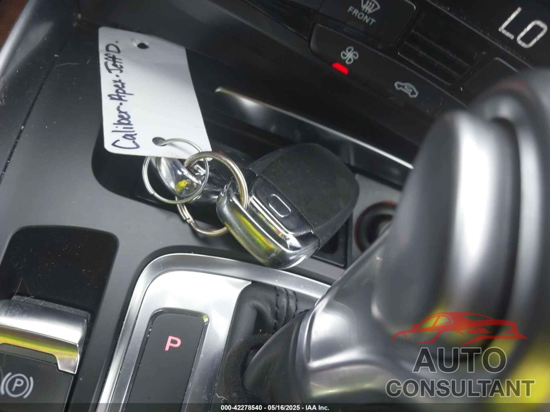 AUDI Q5 2017 - WA1L2AFP5HA096029