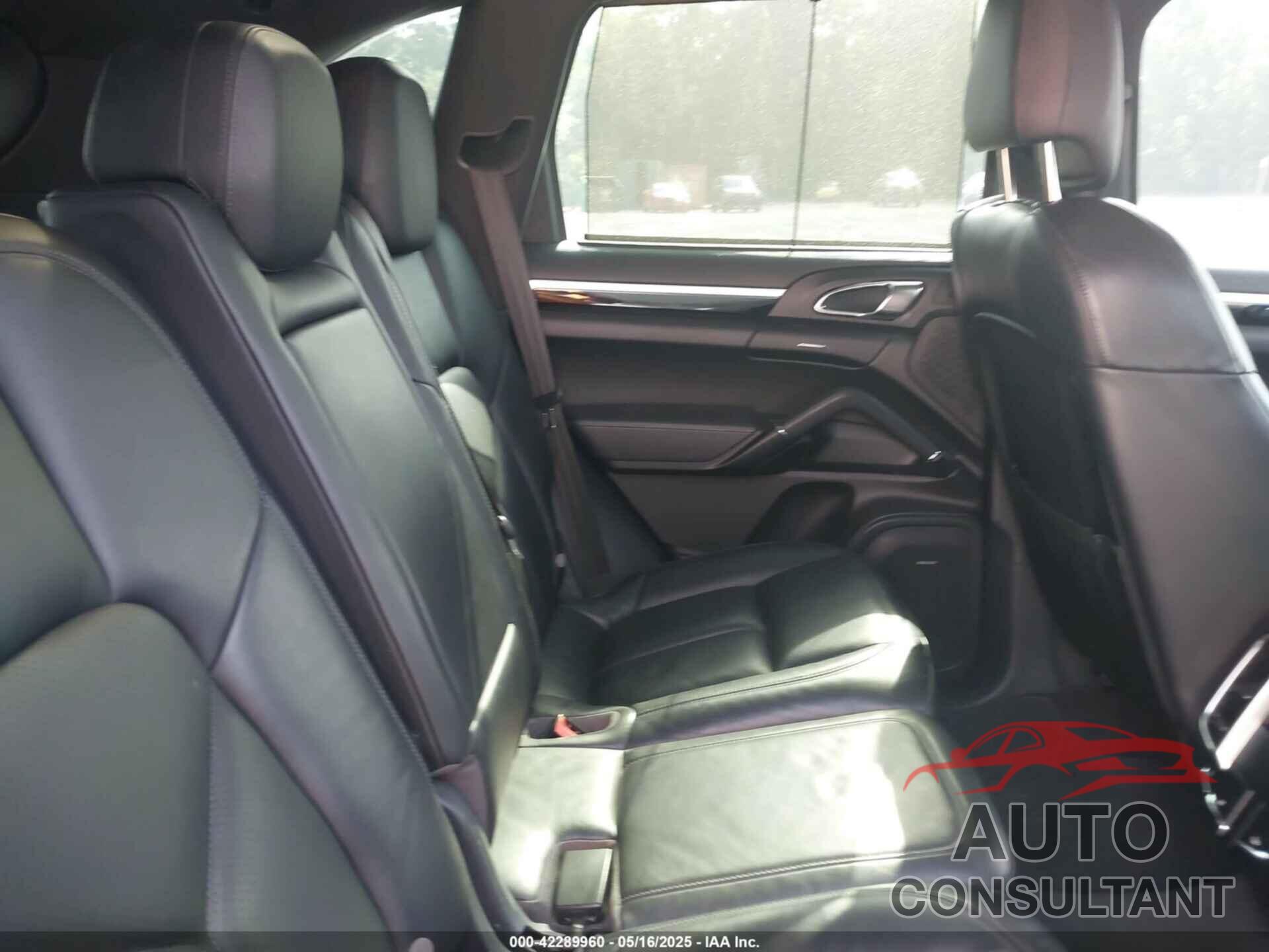 PORSCHE CAYENNE E-HYBRID 2016 - WP1AE2A27GLA59572