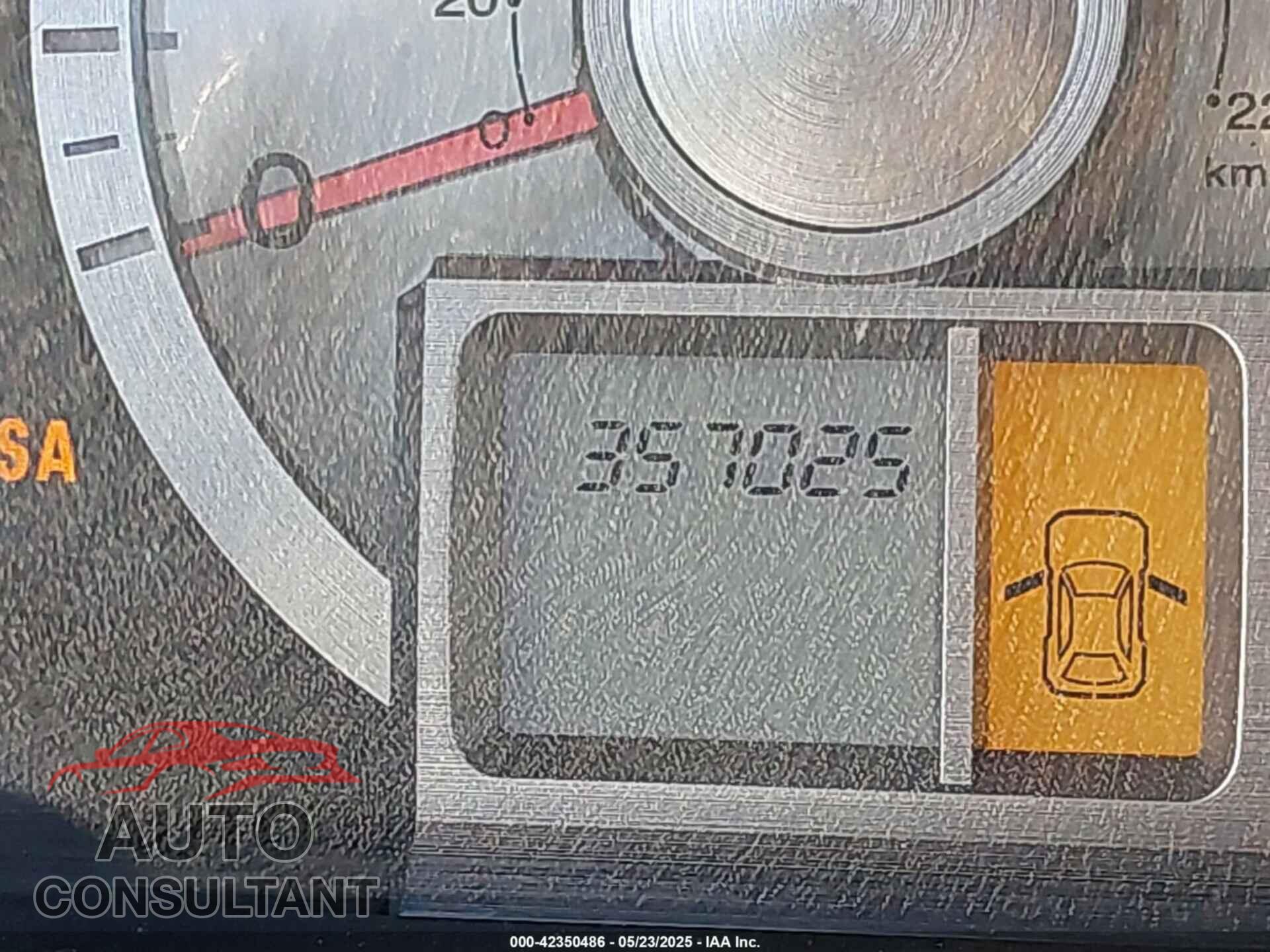 HONDA PILOT 2011 - 5FNYF4H25BB046118