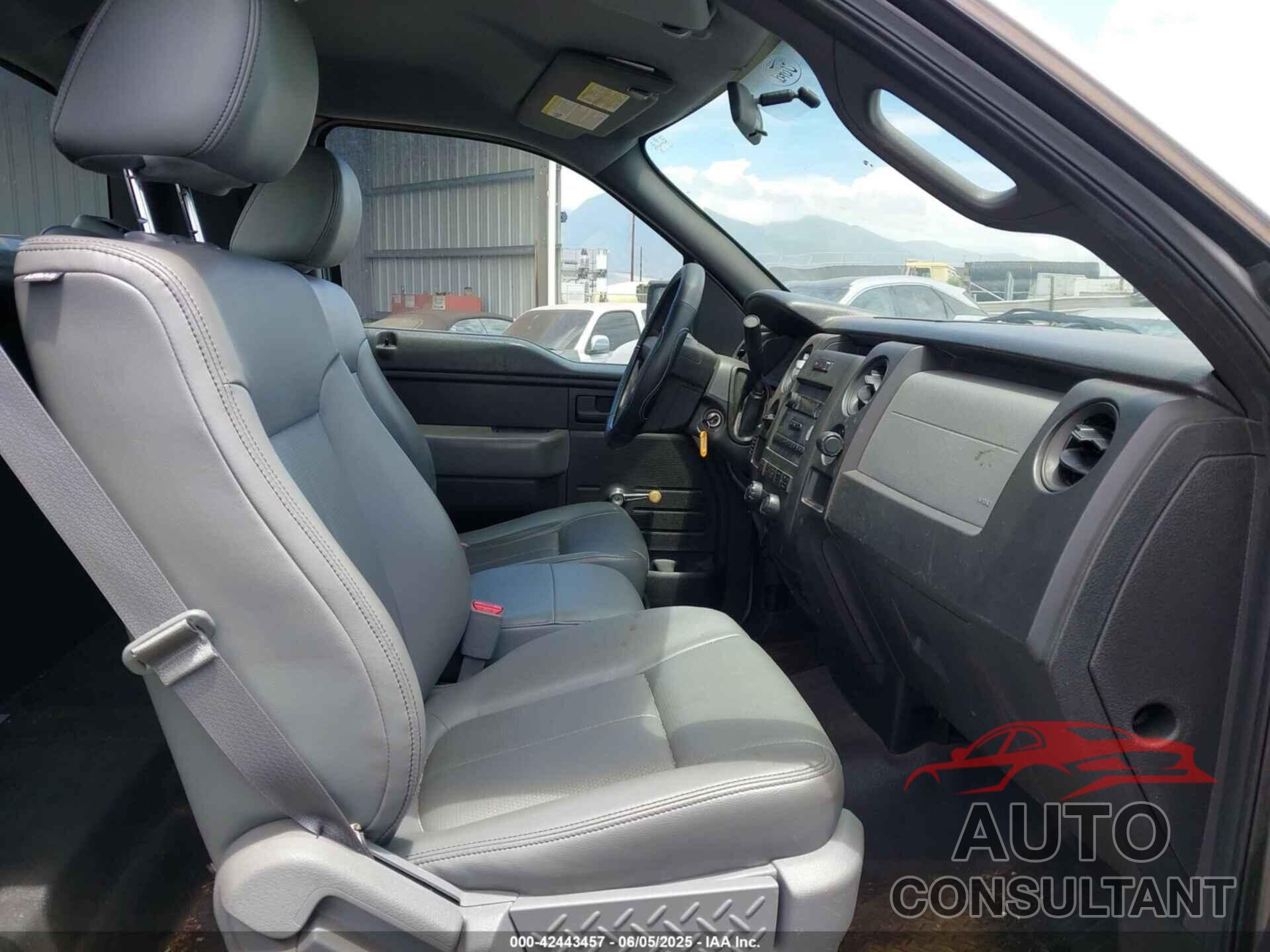 FORD F-150 2014 - 1FTMF1CM5EKD63538