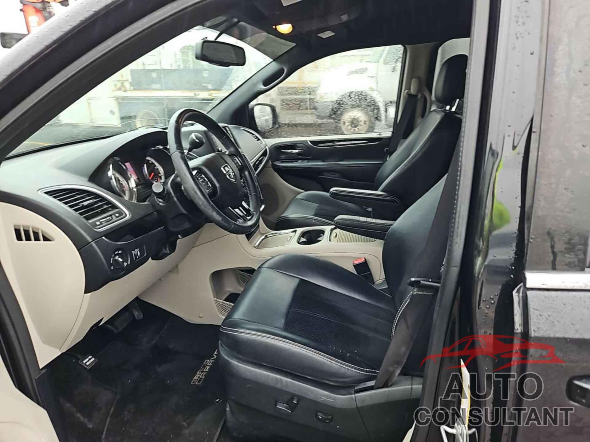 DODGE GRAND CARAVAN 2017 - 2C4RDGCG8HR617385