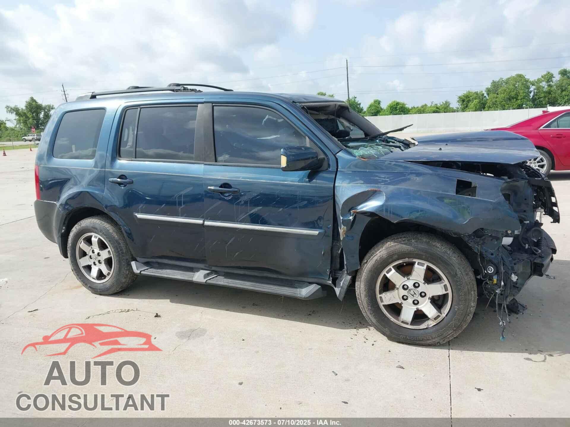 HONDA PILOT 2011 - 5FNYF4H96BB067461