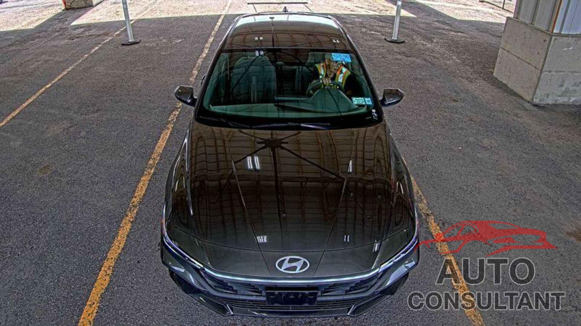 HYUNDAI ELANTRA 2024 - KMHLM4DG7RU648064