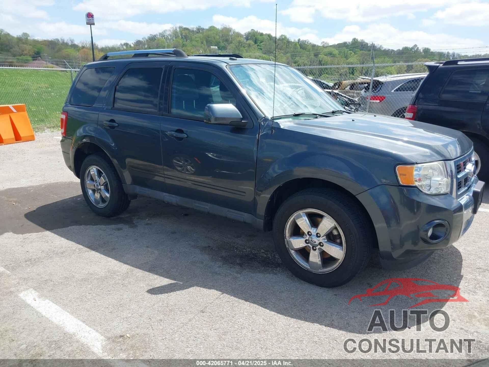 FORD ESCAPE 2009 - 1FMCU04769KD05945
