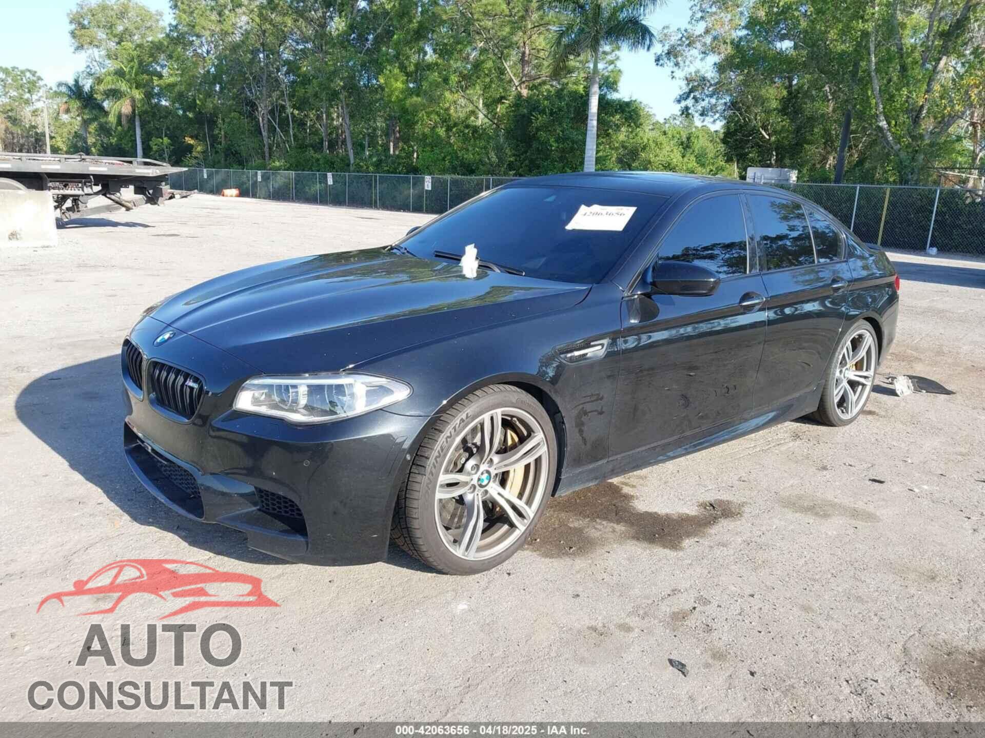 BMW M5 2014 - WBSFV9C54ED593281
