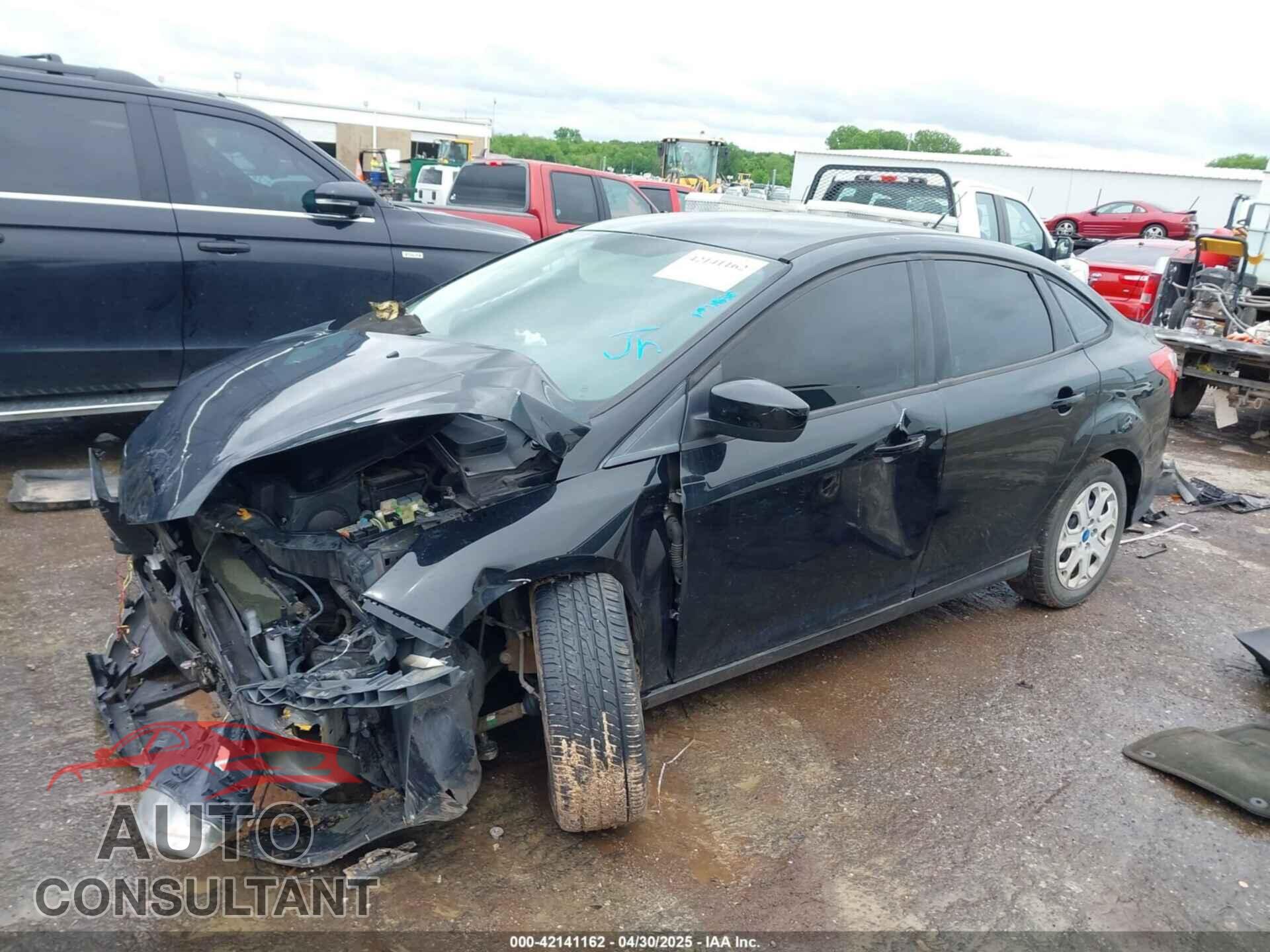 FORD FOCUS 2012 - 1FAHP3F22CL262247