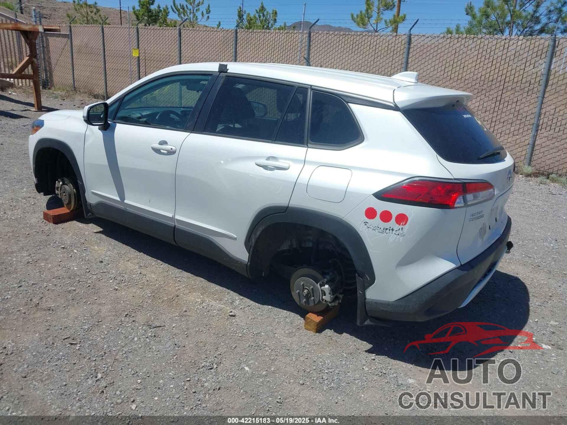 TOYOTA COROLLA CROSS 2022 - 7MUCAABG5NV036643