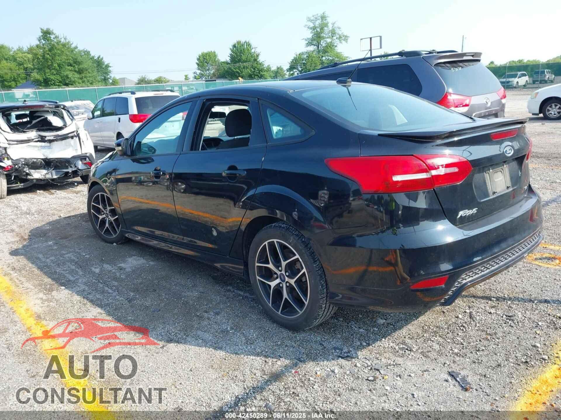 FORD FOCUS 2016 - 1FADP3F25GL258603
