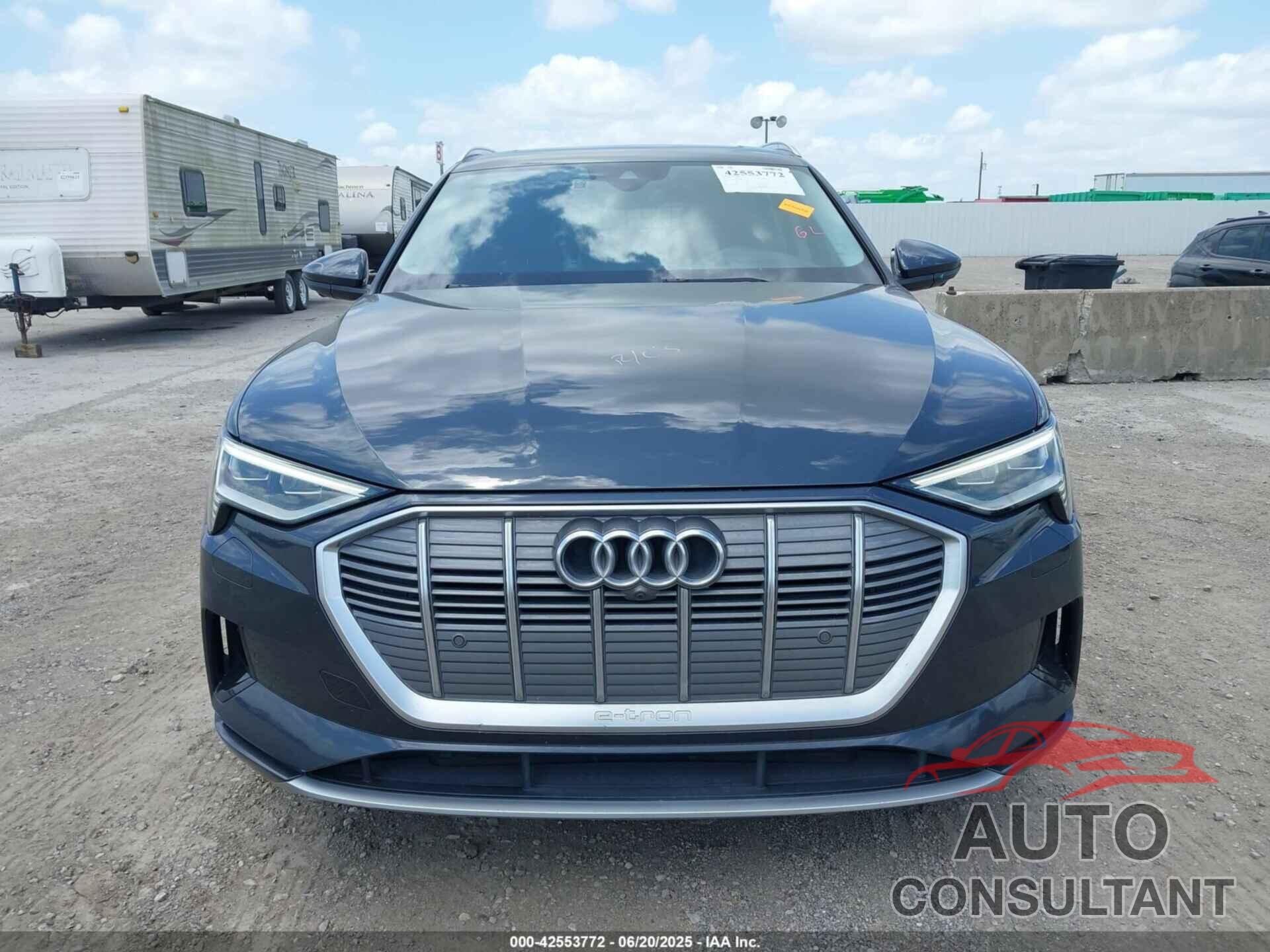 AUDI E-TRON 2019 - WA1VAAGE1KB025145