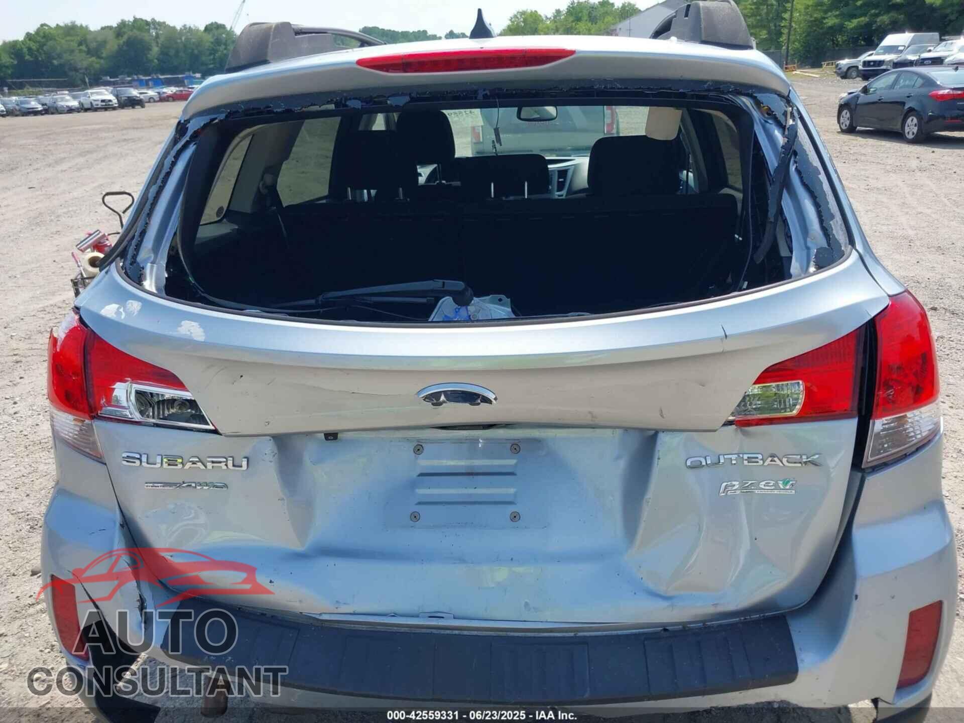 SUBARU OUTBACK 2014 - 4S4BRBDC4E3218524
