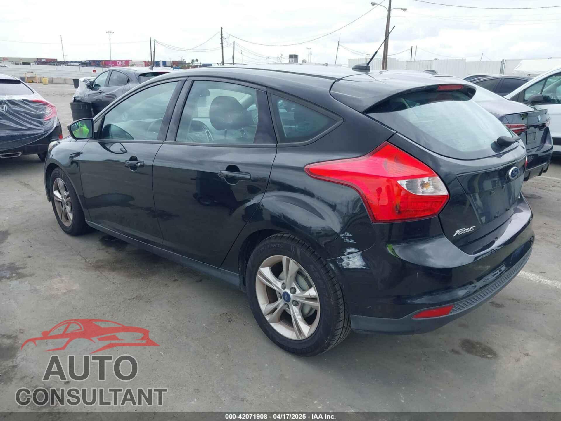 FORD FOCUS 2014 - 1FADP3K27EL199542
