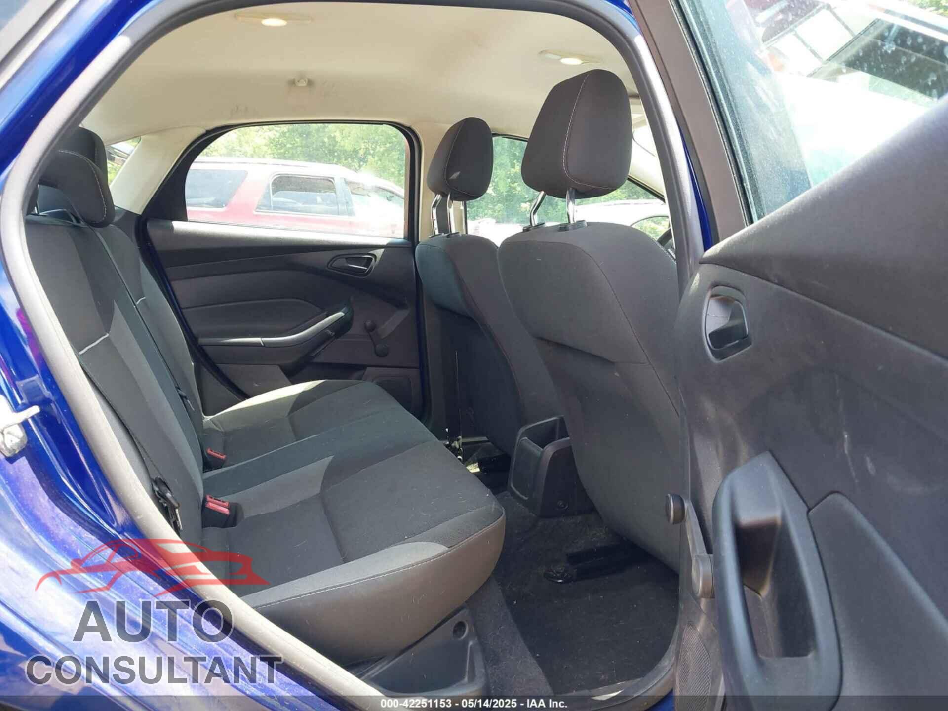 FORD FOCUS 2012 - 1FAHP3E26CL476417