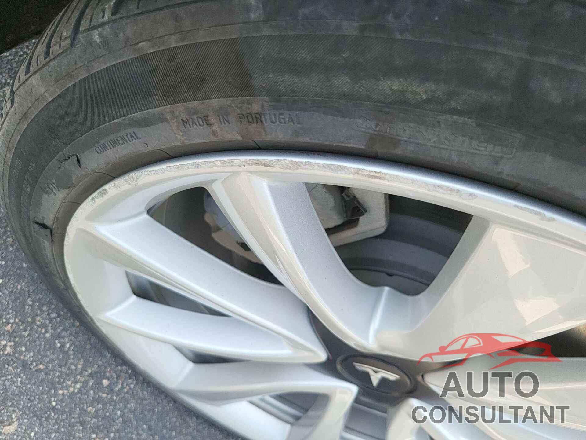 TESLA MODEL 3 2020 - 5YJ3E1EB3LF600614