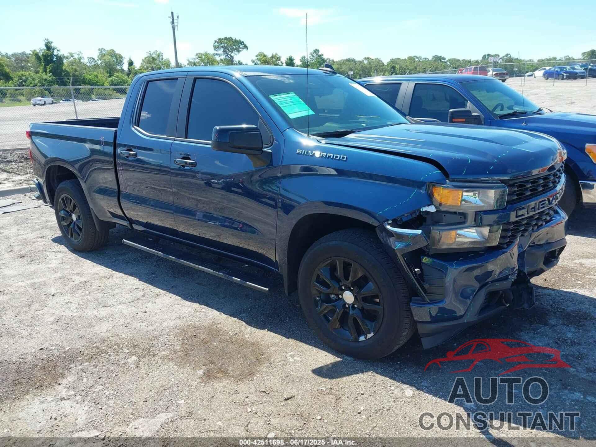 CHEVROLET SILVERADO 1500 2021 - 1GCRWBEK5MZ318208