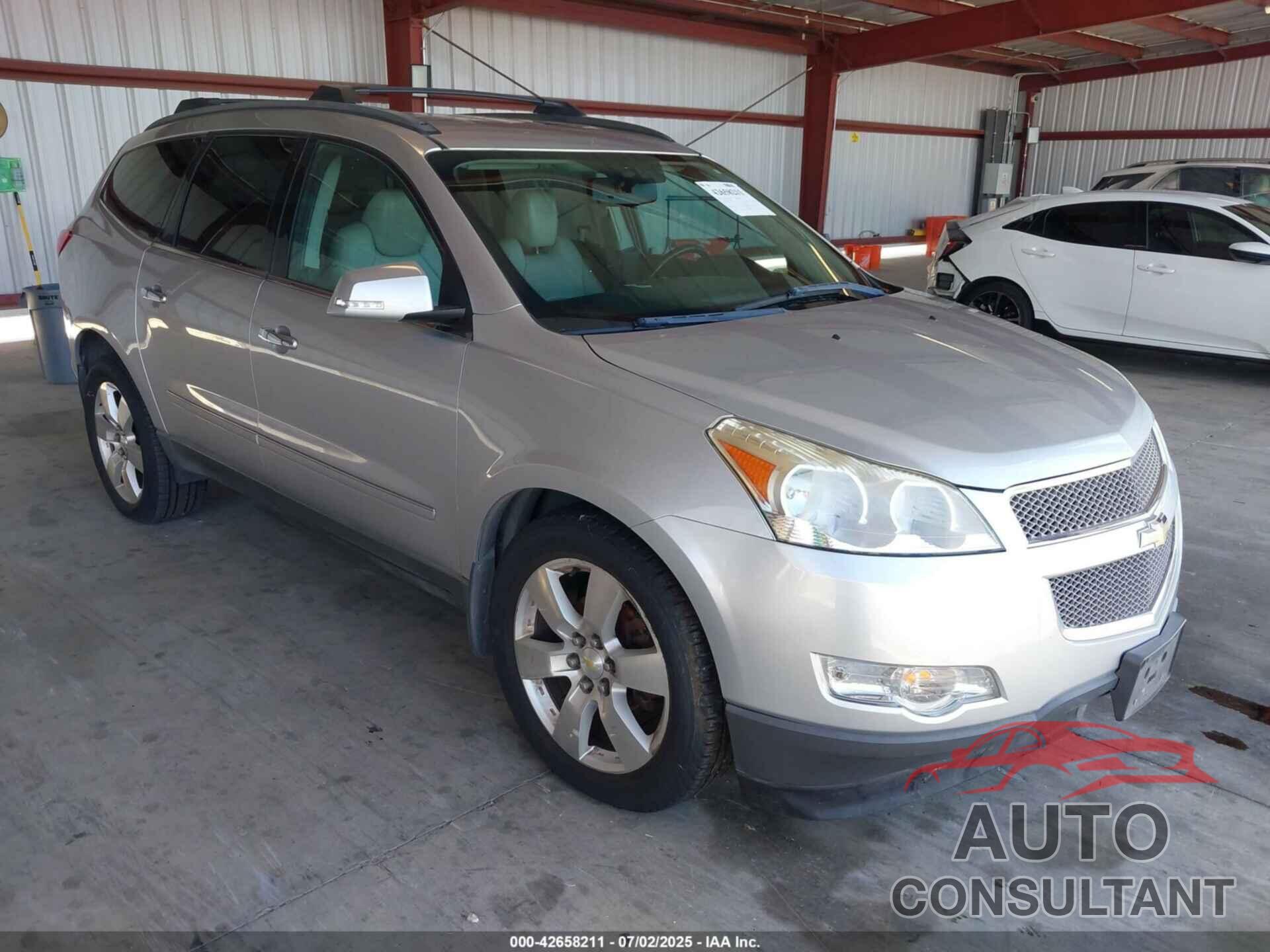CHEVROLET TRAVERSE 2011 - 1GNKVLED0BJ228818