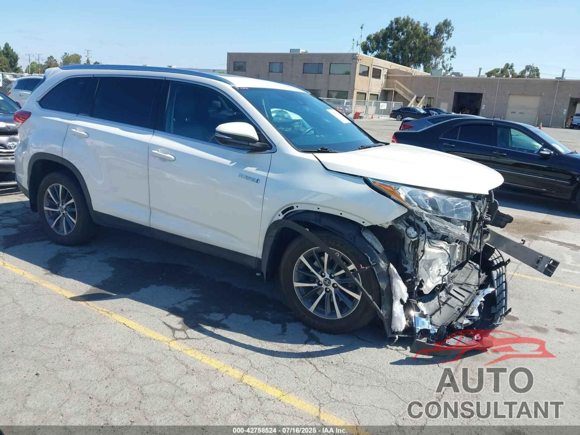 TOYOTA HIGHLANDER HYBRID 2019 - 5TDJGRFH7KS074260