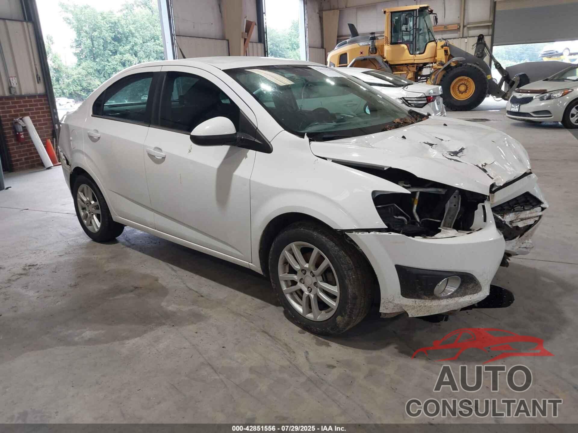 CHEVROLET SONIC 2013 - 1G1JC5SH2D4216547