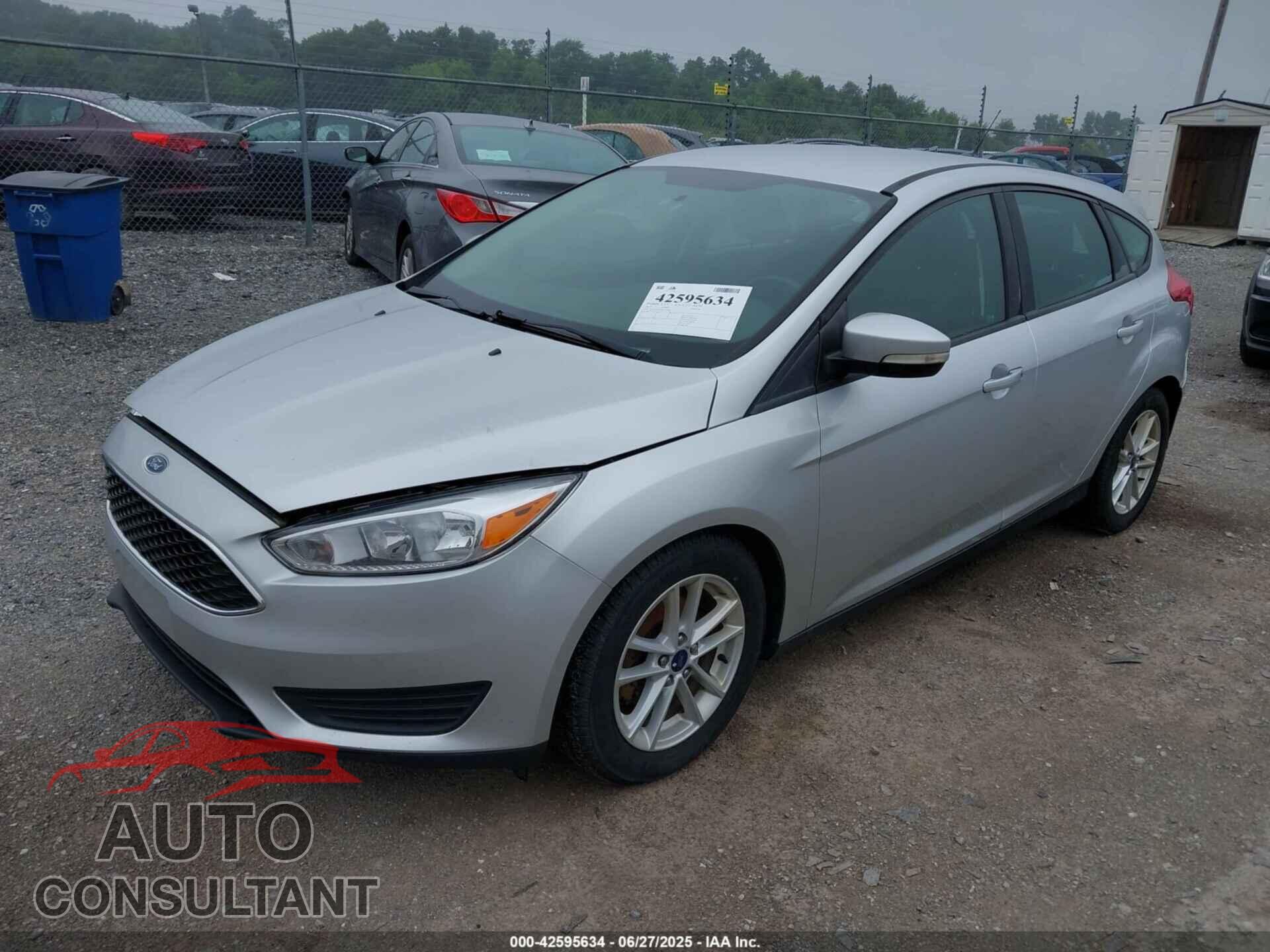 FORD FOCUS 2017 - 1FADP3K24HL321892