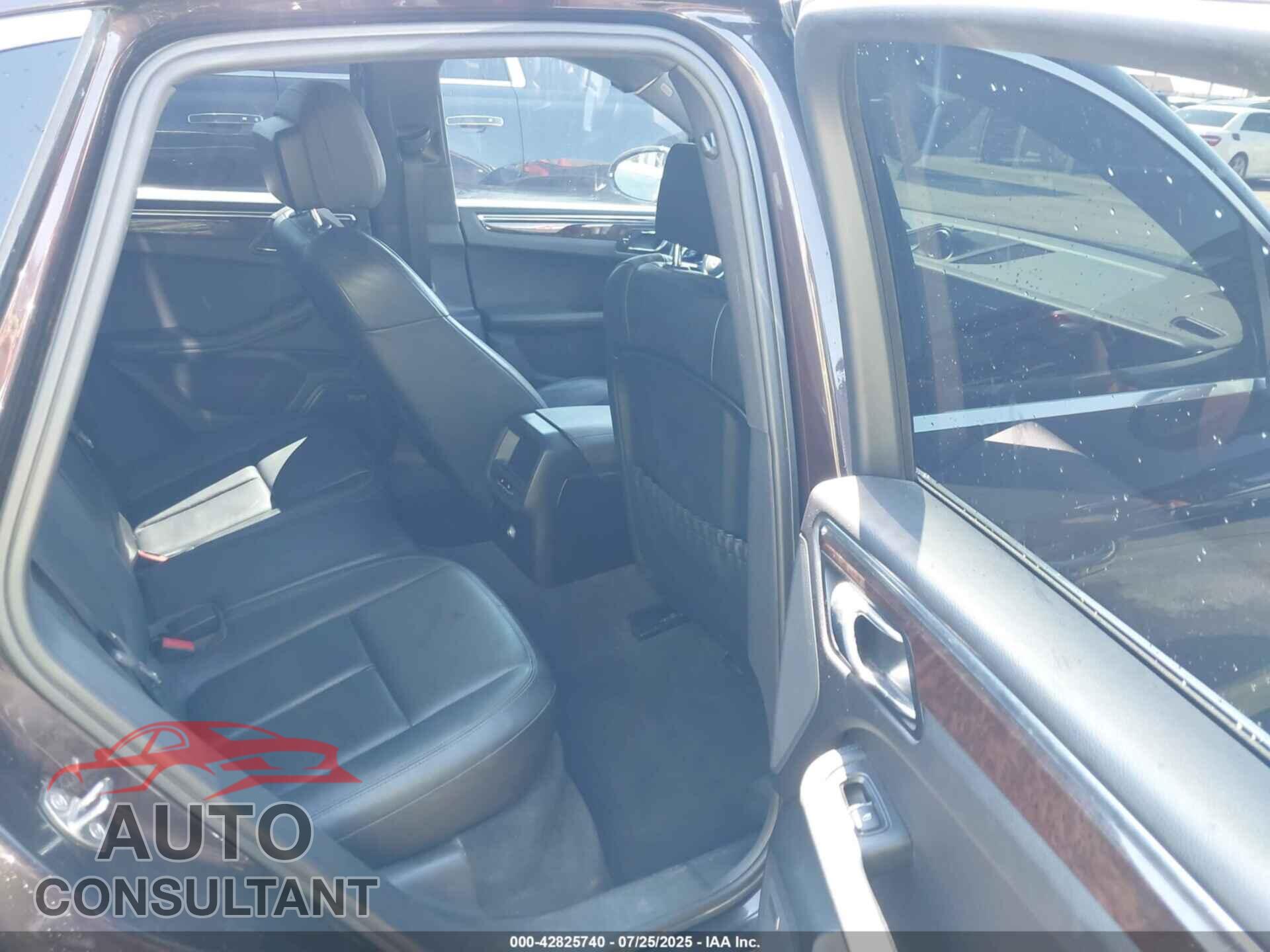 PORSCHE MACAN 2015 - WP1AB2A51FLB53433