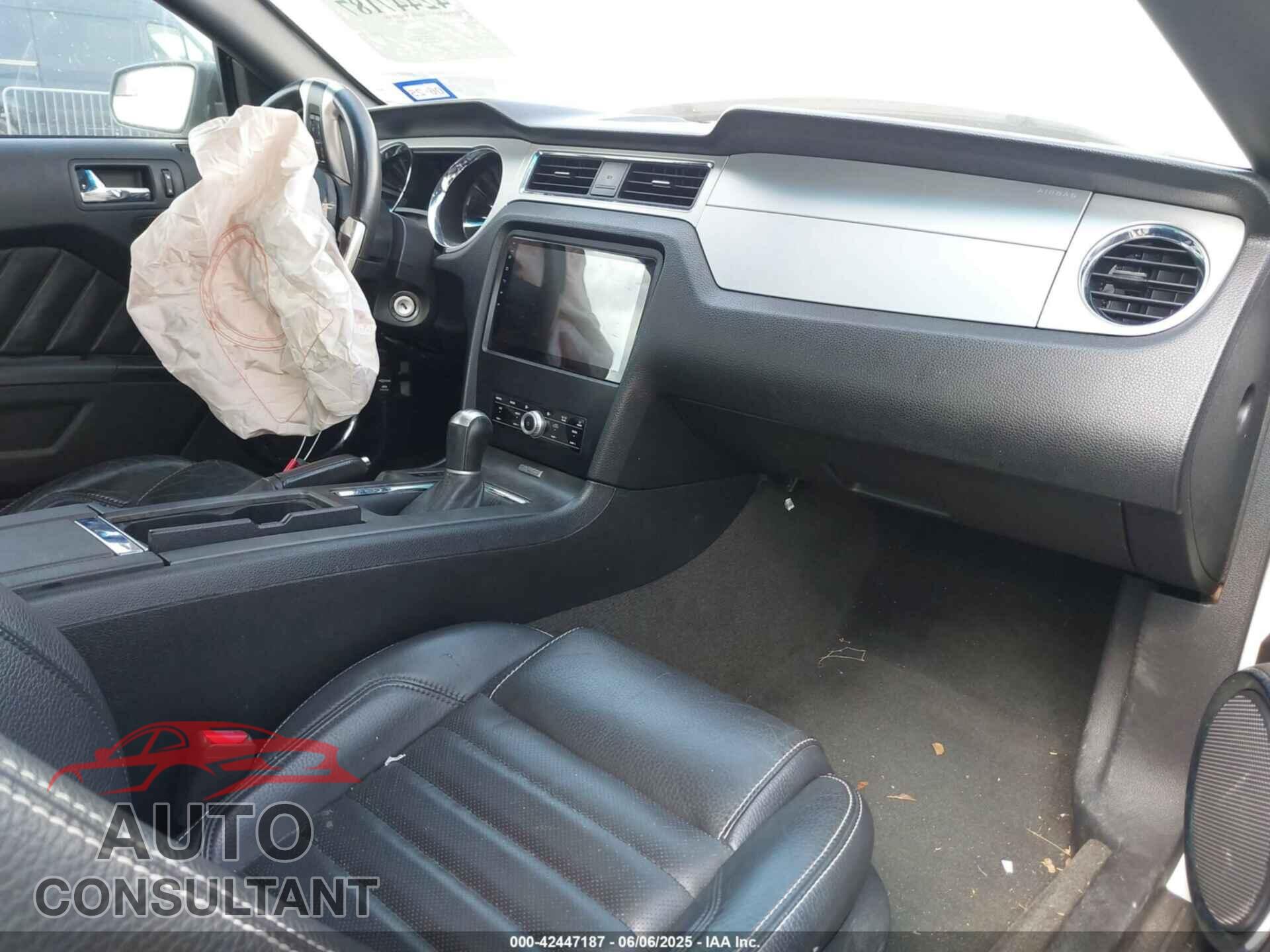 FORD MUSTANG 2012 - 1ZVBP8AM2C5263373